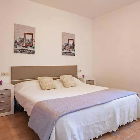 Navacerrada By וילה